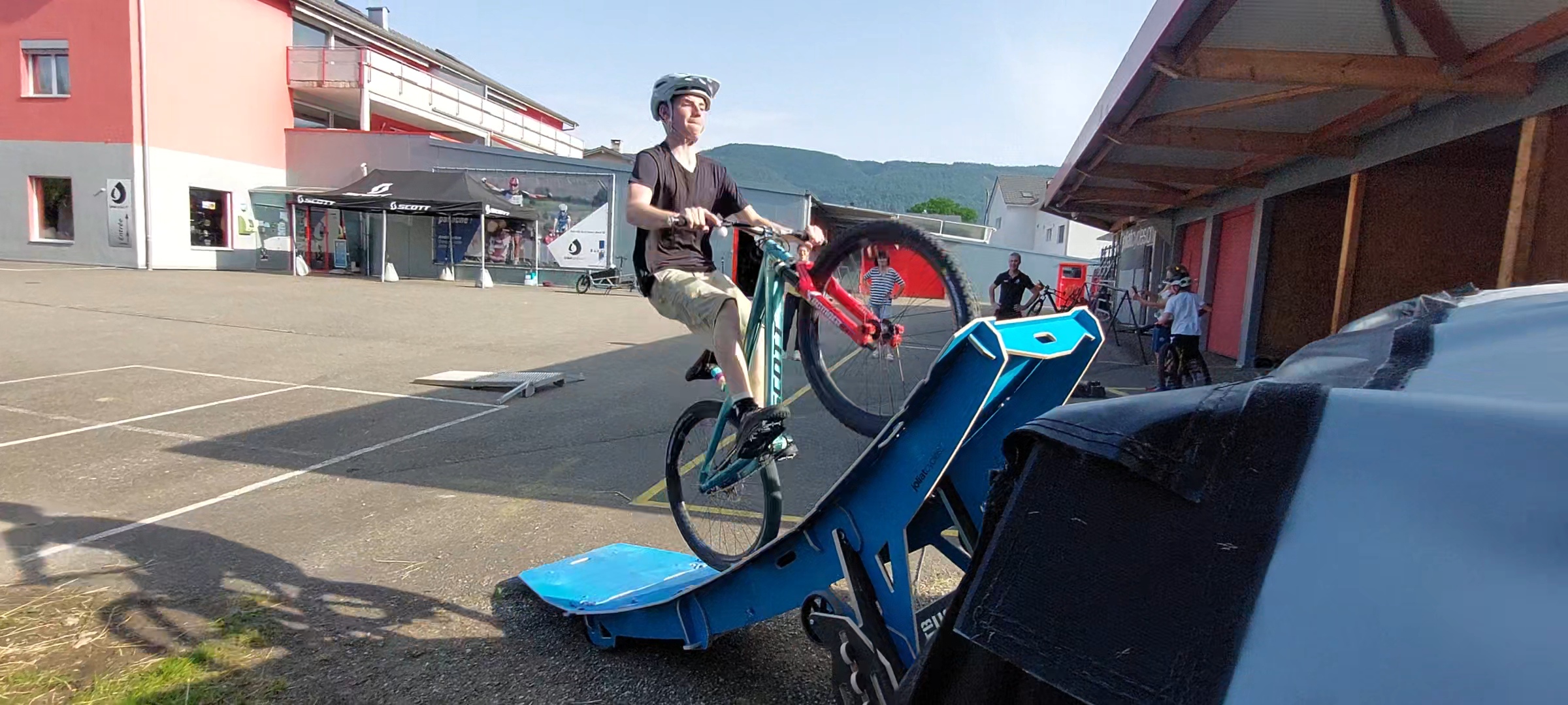 Animation avec la Famille 9 Roues et notre Joliat Cycles Jump Xperience !
