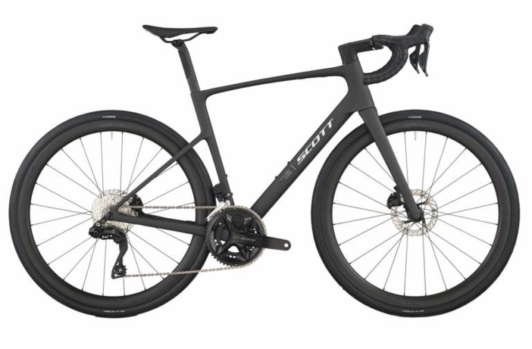 SCOTT Addict 30 (105Di2 roues carbones) new 26