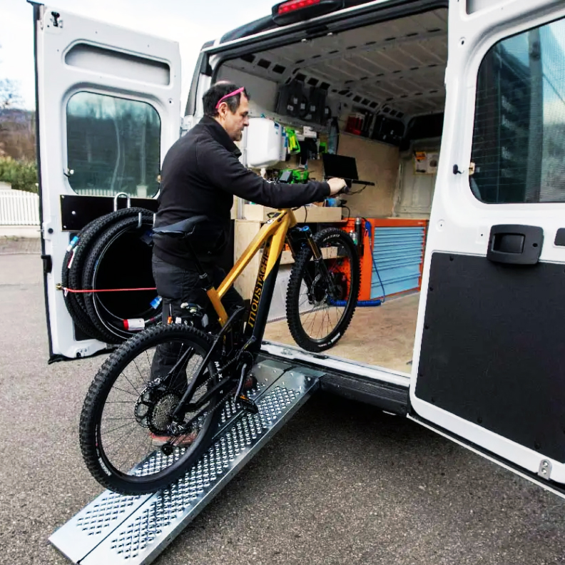 réparation vélo a domicile jura suisse